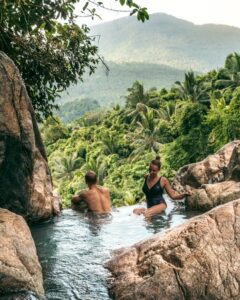 Toppen af vandfald på Koh Samui