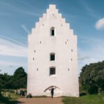 Victoria ved kirketårnet