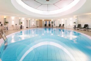 Hotel Bristol Berlin pool