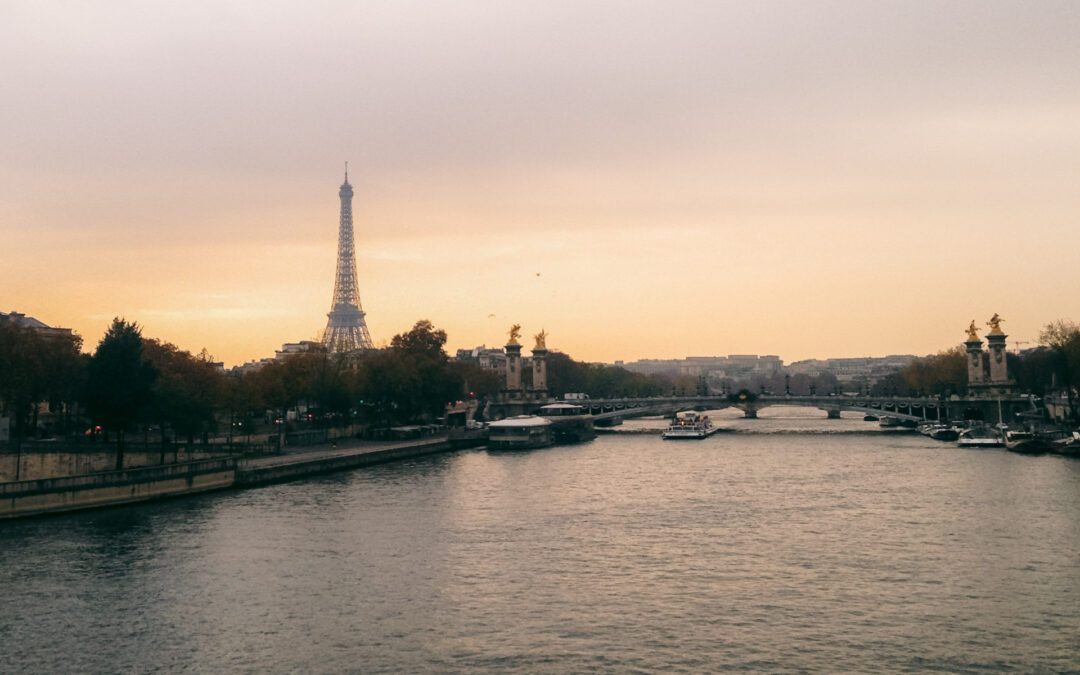 Rejseguide til Paris: 10 bedste oplevelser, områder & seværdigheder
