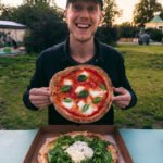 Alex med pizza fra Far i Hatten i Malmø