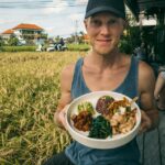 Alexander med vegansk bowl på Bali