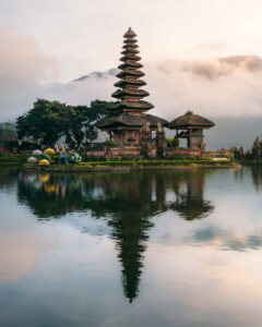 Tempel på Bali hvor man kan leve minimalistisk for få penge