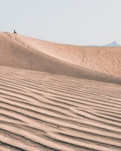 Minimalistisk billede af ørken i Californien