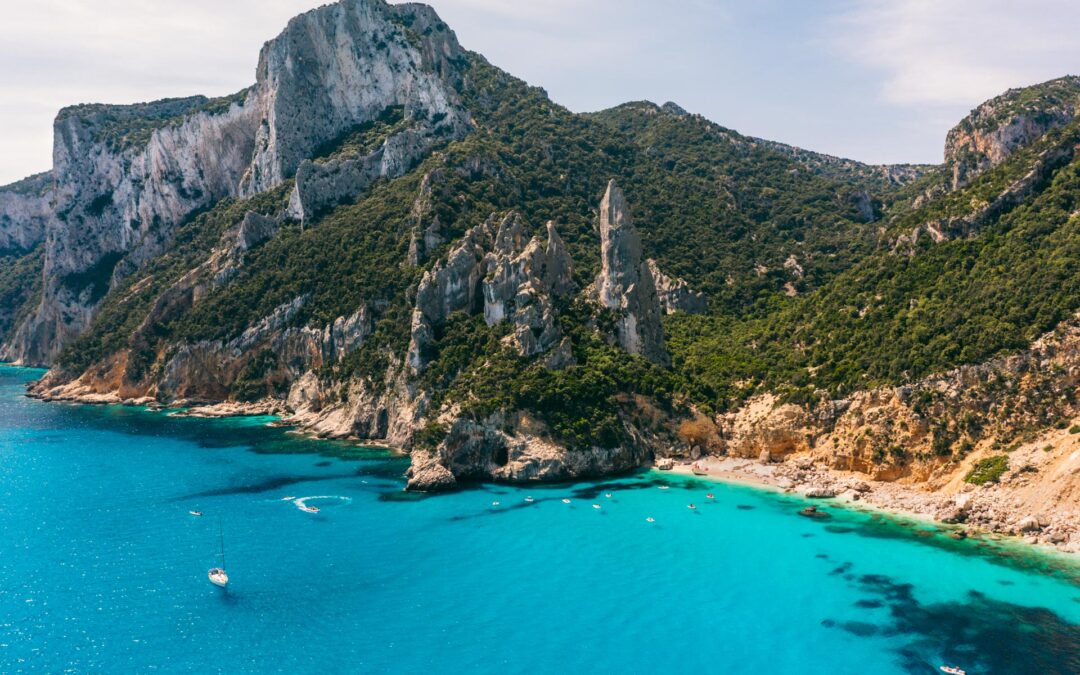 Rejseguide til Østsardinien: De bedste strande, oplevelser & hoteller