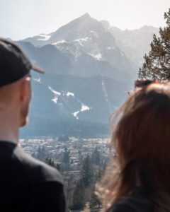 Alex & Victoria ved Kriegergedächtniskapelle