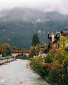 Flod gennem Garmisch-Partenkirchen