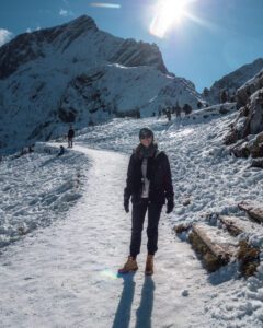 Victoria på toppen af Alpspitze