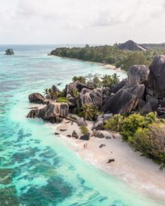 Anse Source d'Argent på La Digue, dronebillede
