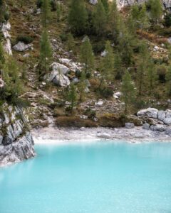 Farven på vandet i Lago di Sorapis