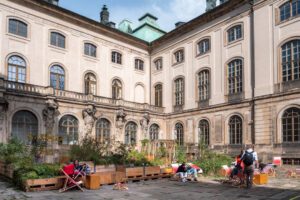 Det Japanske Palads' gårdhave