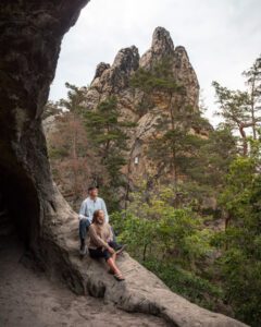 Hamburger Wappen-hule med udsigt til stenformationerne