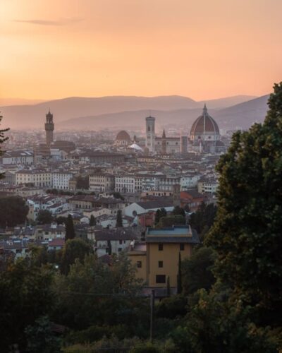 Udsigt over Firenze på vej op til Basilica di San Miniato