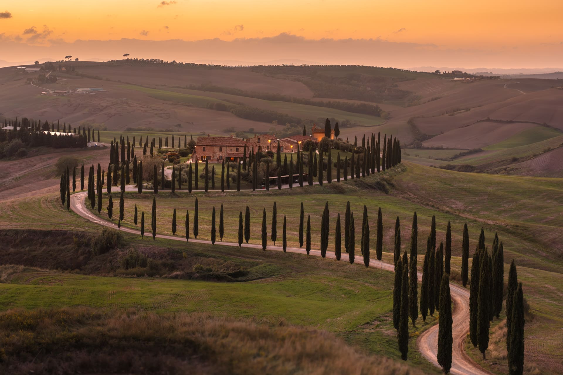 Toscana rejseguide: 13 bedste byer & steder at besøge i den smukke italienske region