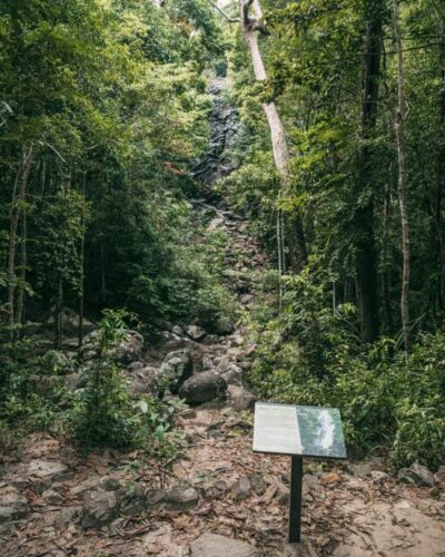 Tørt vandfald på Phangan i tørtiden