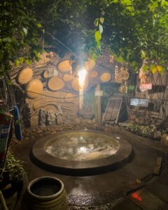 Isbad med isblokke i Xantiva gym i Phangan