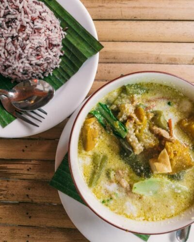 Karry med frisk kokosmælk fra Soul Organics