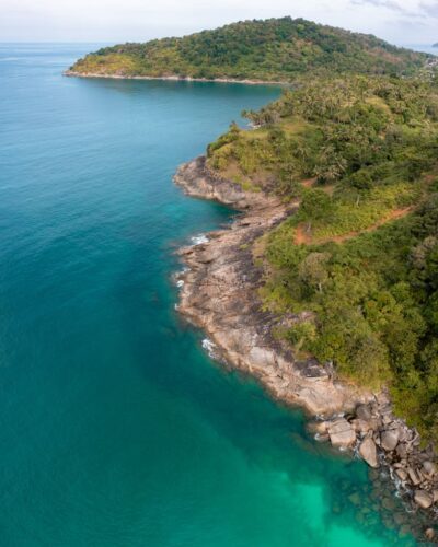 Phuket dronebillede nær Freedom Beach