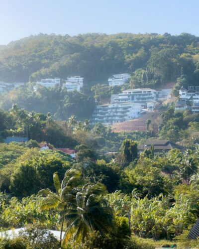 Hoteller og lejlighedsresorts i Surin