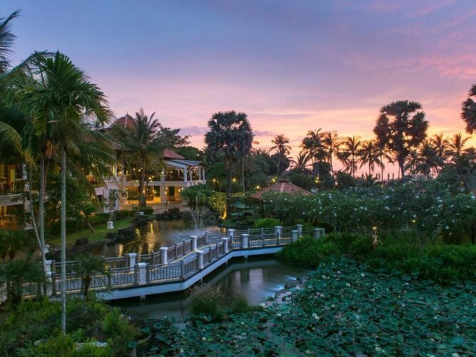 Rawi Warin Resort & Spa solnedgang