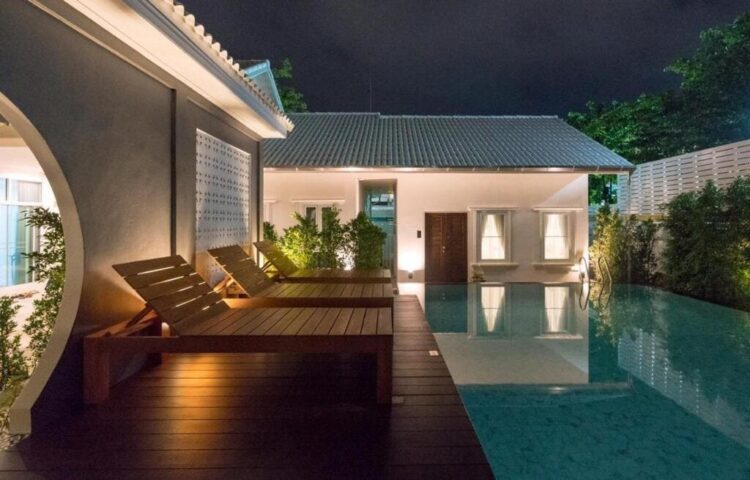 Pool hos The Besavana Phuket
