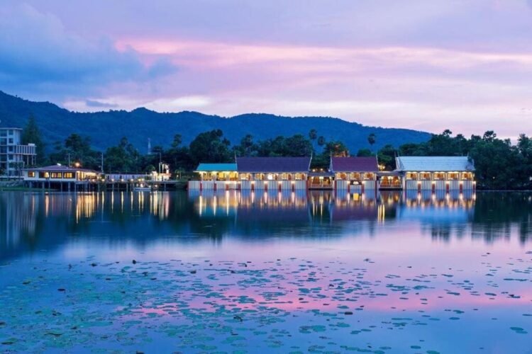 Chabana Resort ved søen