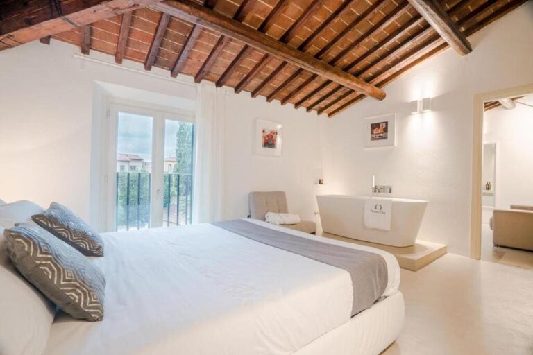 Værelse hos Palazzo Cini Luxury Rooms In Pisa