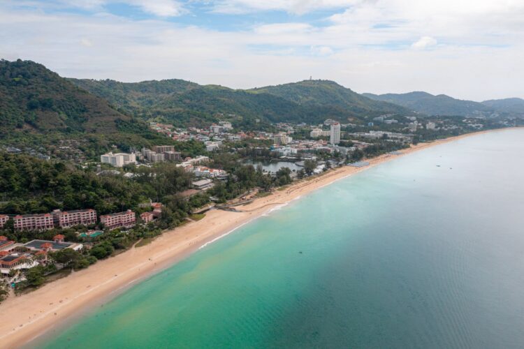 Hvor skal man bo på Phuket? De bedste strande, områder & hoteller