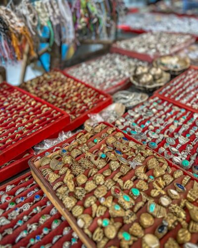 Smykker ved Ubud Street Market