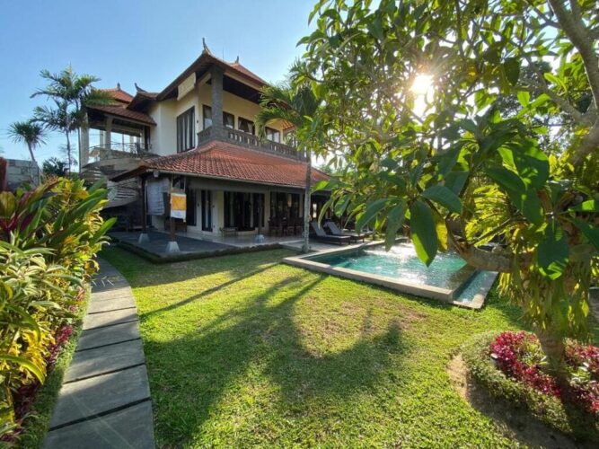 Rumah Dadong privat villa i Ubud med pool