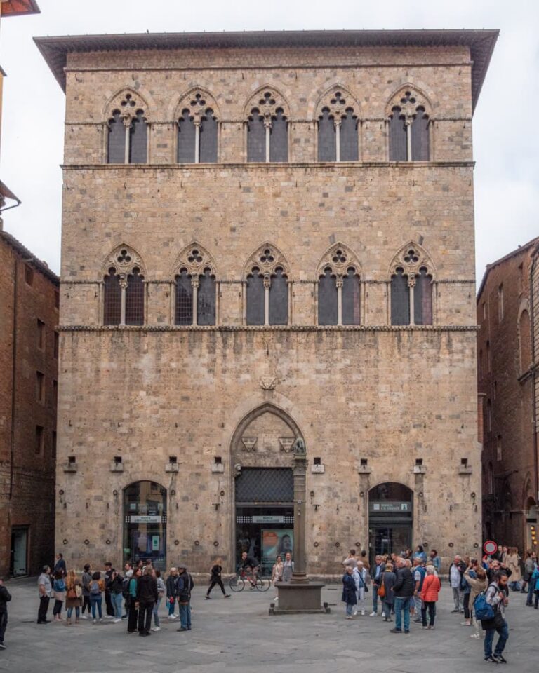 Palazzo Tolomei i Siena