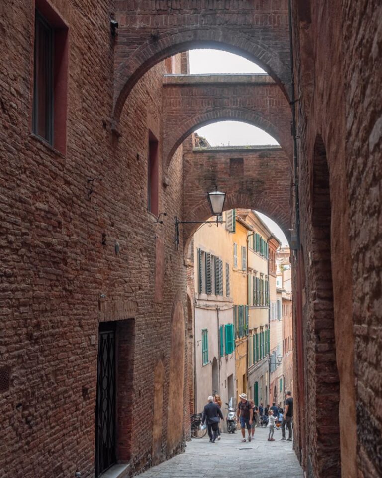 Smal gade i Siena