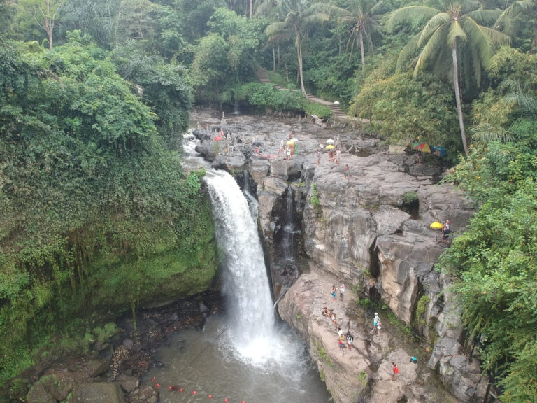 Tegenungan-vandfaldet i Ubud set oppefra
