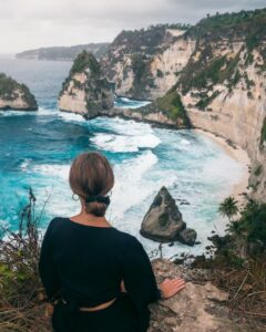 Victoria ser ud på Diamond Beach