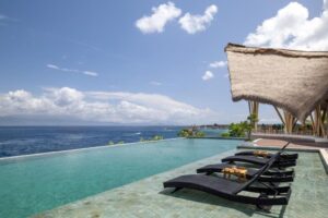 Pramana Natura Nusa Penida udsigt fra infinitypool
