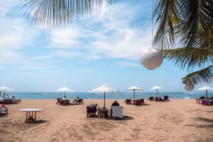 Stranden ved Tandjung Sari Hotel