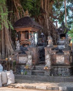 Lille tempel på Jalan Danau Tamblingan