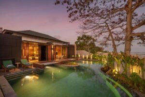 Sumitra Luxury Villas med privat pool i Sanur