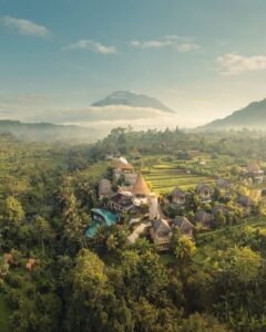 Wapa di Ume med Agung i baggrunden