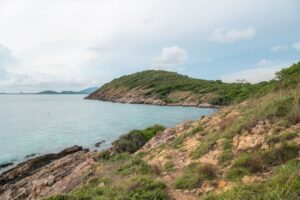 Hav og landskab på den sydlige del af øen