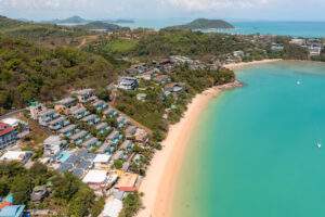 Ao Yon Beach set fra droneperspektiv
