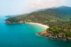 Koh Lanta rejseguide: 16 bedste strande, byer & oplevelser