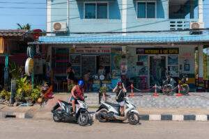Scooterudlejning på Koh Lanta i Thailand