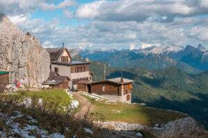 Rifugio Adolfo Sonino al Coldai i Dolomitterne