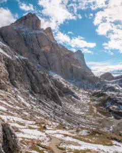 Bjerg ved Lago di Coldai i Dolomitterne