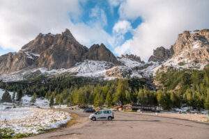 Parkeringsplads ved Col Gallina i Dolomitterne