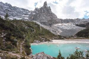 Lago di Sorapis: Vandreguide til den turkise sø i Dolomitterne