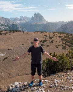 Alex på Monte Specie foran Tre Cime